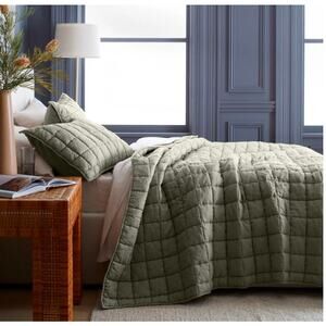 Quince Linen Box Quilt King/Cal King Willowleaf Green NWOT #K12